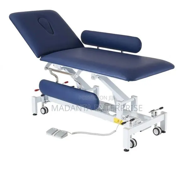 Electric Examination Couch · Photo 1