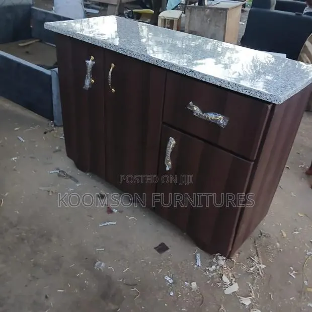 Kitchen Cabinet 4ft Payment After Delivery · Photo 1