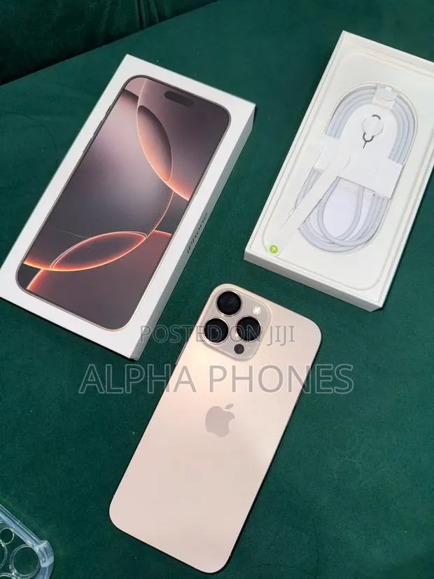 Apple iPhone 16 Pro Max 512 GB Gold · Photo 1