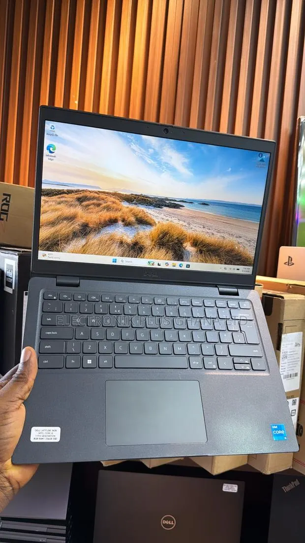 Laptop Dell Latitude 3420 8GB Intel Core i5 SSD 256GB · Photo 1
