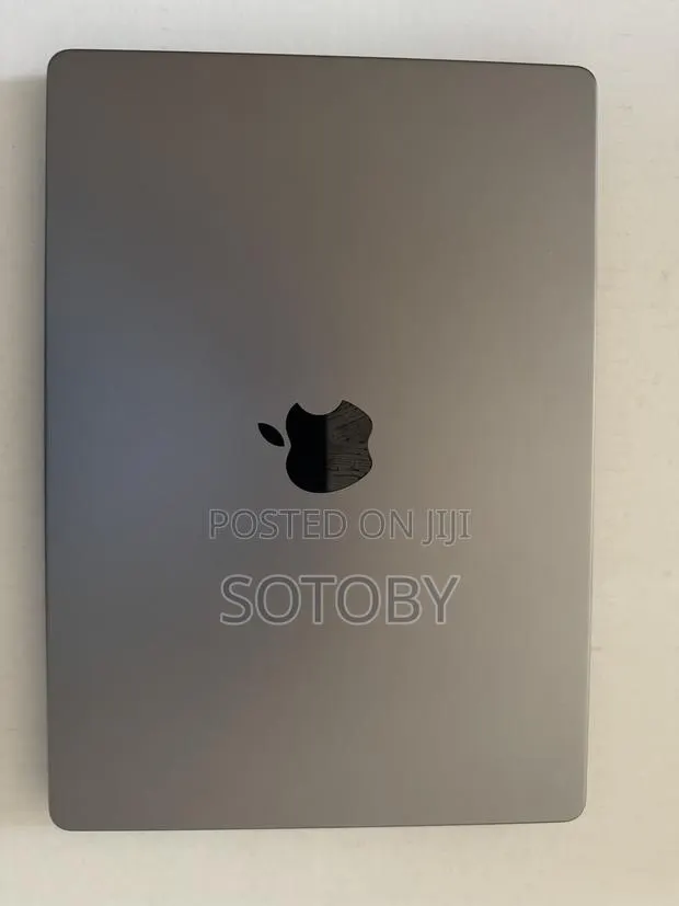 Laptop Apple MacBook Pro 2021 M1 16GB Apple M1 Pro SSD 512GB