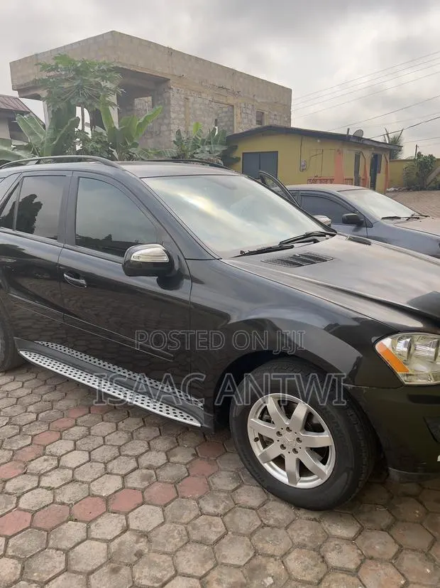 Mercedes-Benz M Class 2009 Black · Photo 1