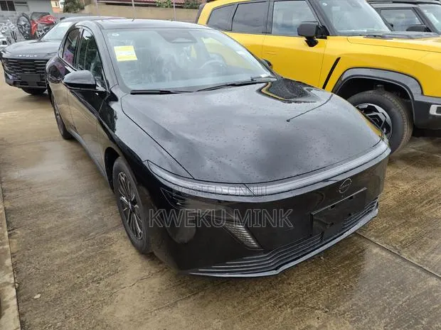 New Nissan Maxima Platinum 2023 Black · Photo 1
