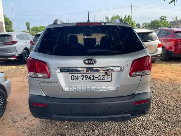 Kia Sorento 2012 · Photo 1