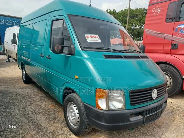 Volkswagen LT 2000 Green · Photo 1