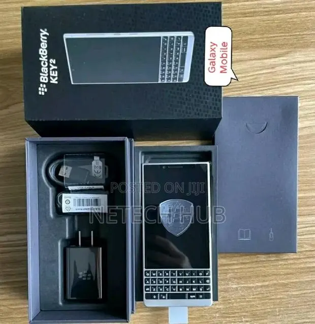 New BlackBerry KEY2 LE Dual SIM 64 GB Black · Photo 1