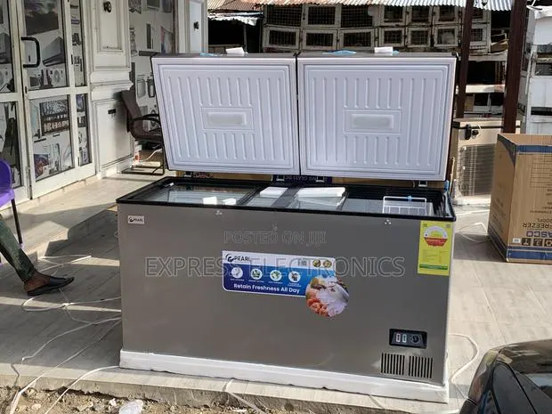 Highly Recommended PCF-5310-6f Pearl 418L Doubledoor Chest Freezer · Photo 1
