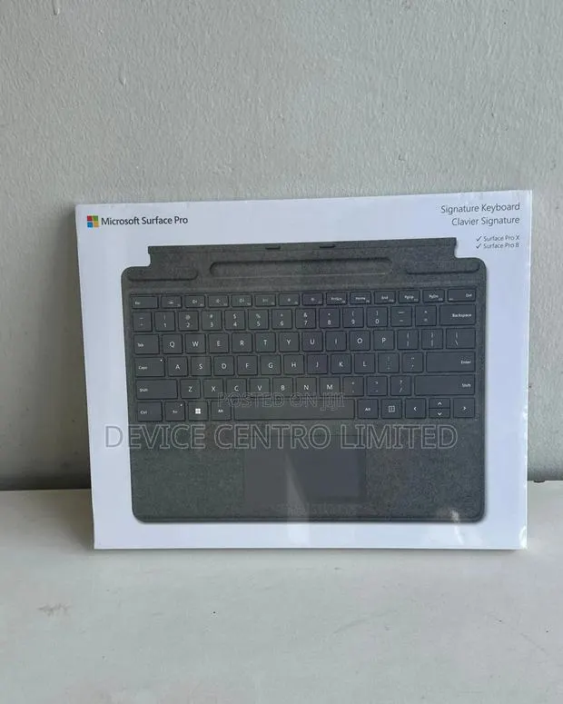 Microsoft Surface Pro Keyboard · Photo 1