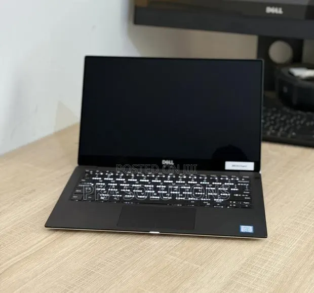 Laptop Dell XPS 13 16GB Intel Core i7 SSD 256GB · Photo 1