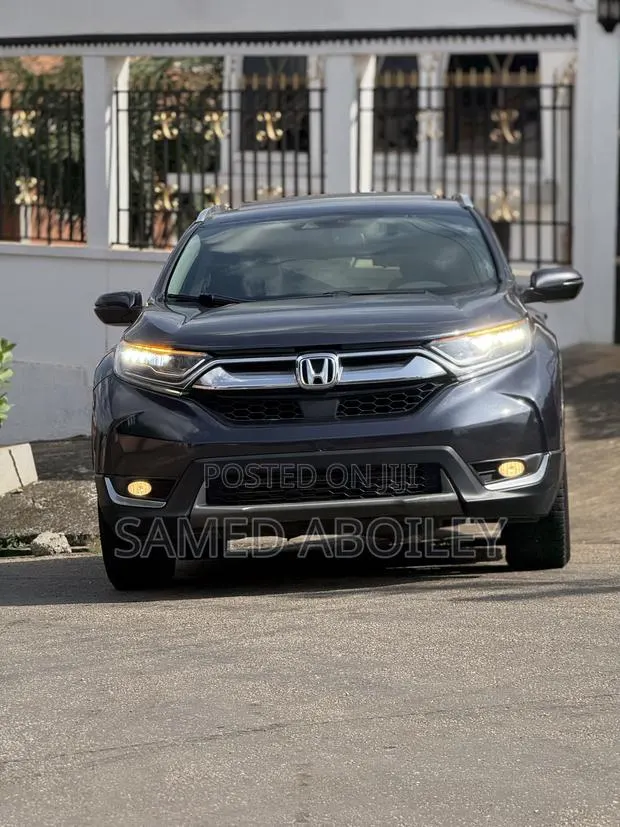 Honda CR-V Touring AWD 2019 Gray · Photo 1
