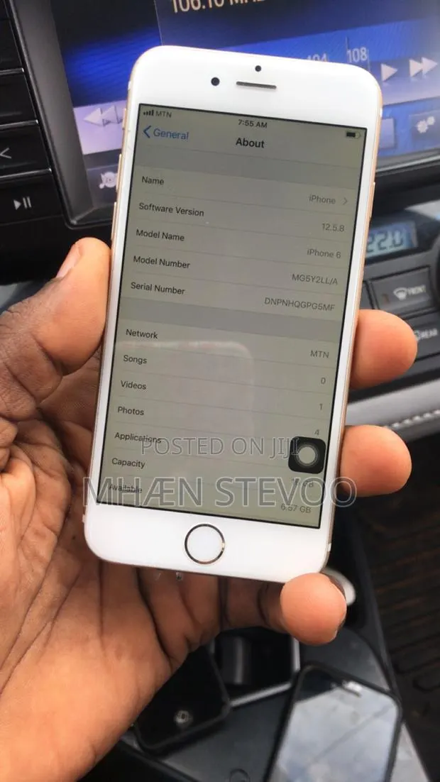 Apple iPhone 6 16 GB Gold · Photo 1