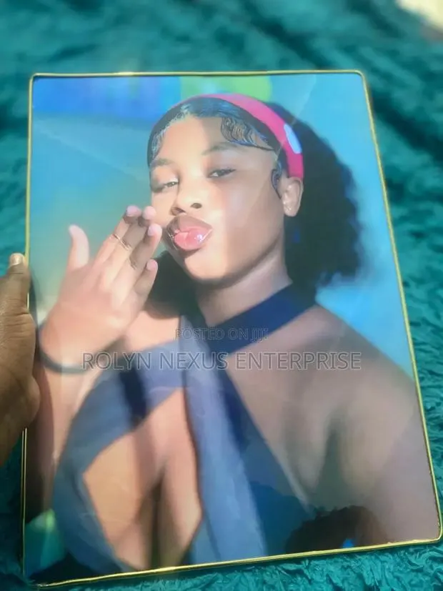 Picture Frame · Photo 1