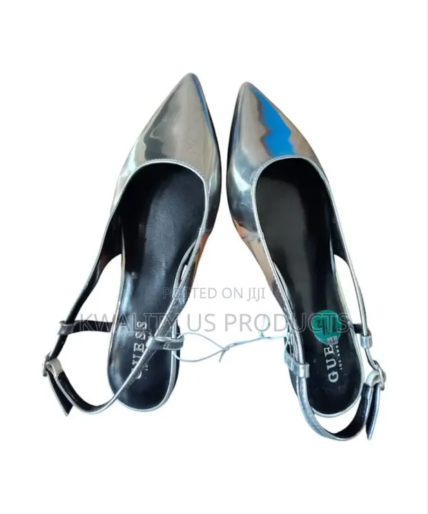 Guess Ladies Flat Sandal - Size 38 - Silver Colour · Photo 1