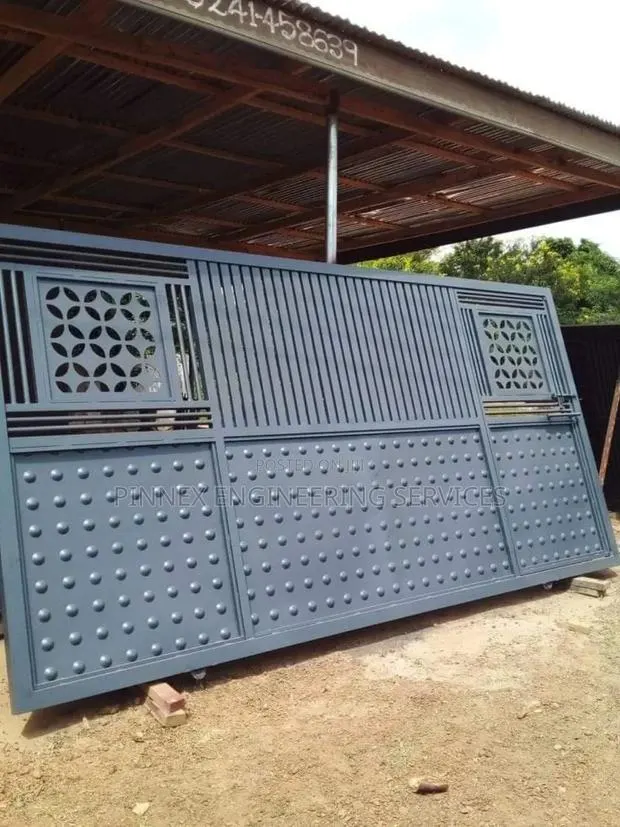 Main Gate/ Entrance Gate/ Main Door · Photo 1