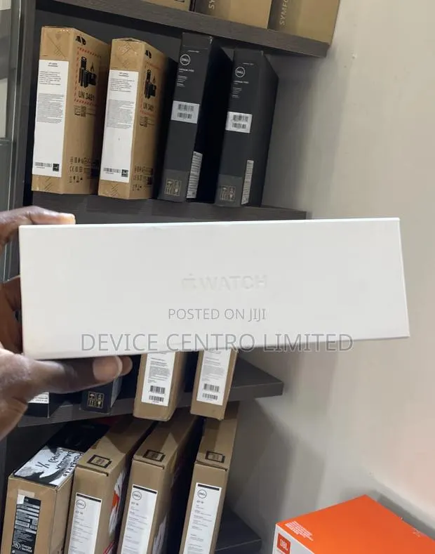 Apple Watch Series 10 46mm GPS · Photo 1