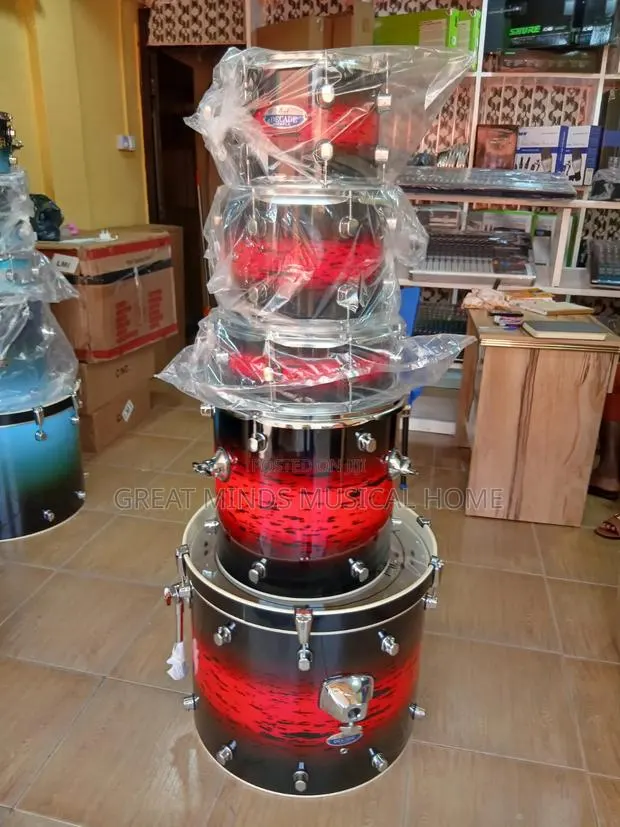Original Pearl 5 Set Drums · Photo 1