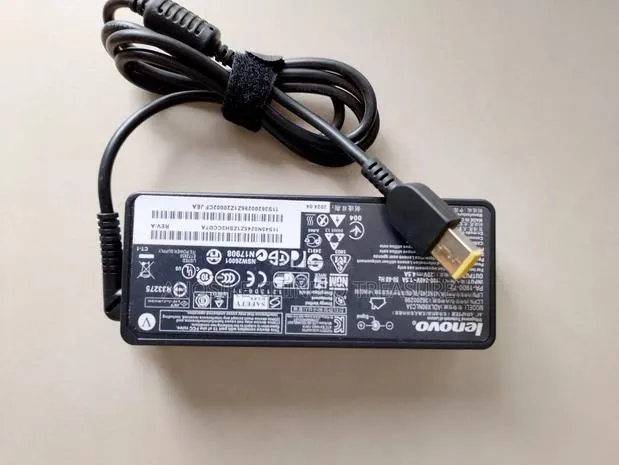 Lenovo USB Laptop Charger · Photo 1