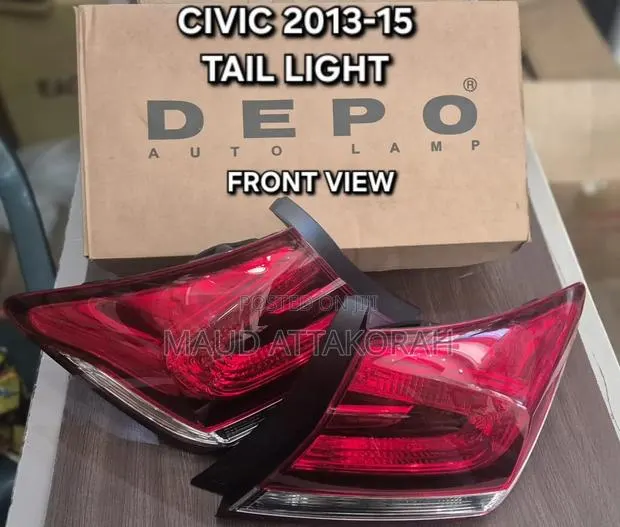 Honda Civic 2013-2015 Taillight · Photo 1