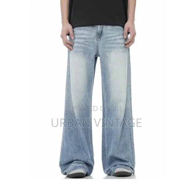 Plain Baggy Jeans · Photo 1