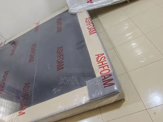 Ashfoam Leather & Fabric Bed Base · Photo 1