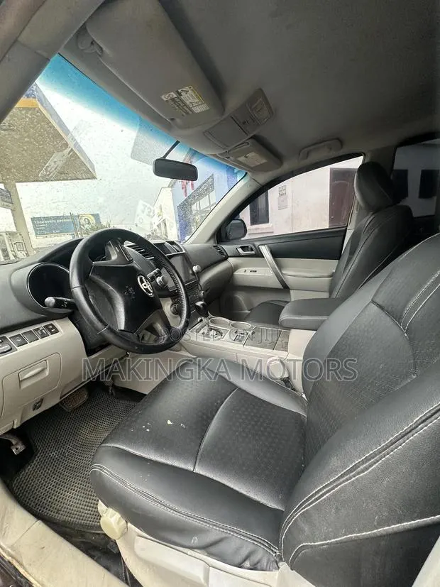 Toyota Highlander 4x4 2008 Brown · Photo 1
