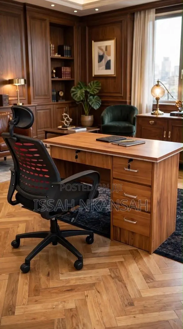 Small World Office Desk and Chair · Photo 1