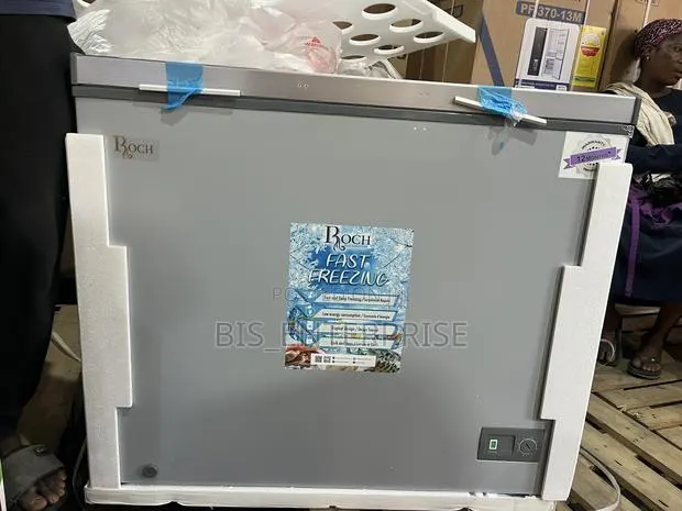 Roch Chest Freezer 251 Liters · Photo 1