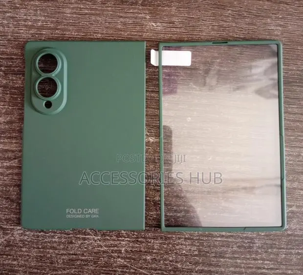 Samsung Z Fold 8 Case With Inbuilt Screen Protector · Photo 1