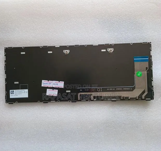 Lenovo 110-14isk Keyboard · Photo 1