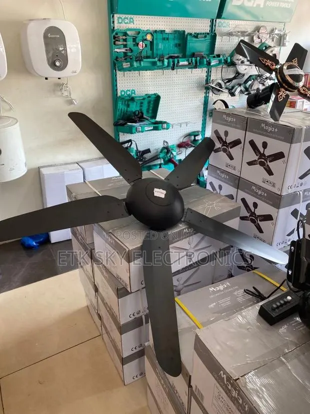 Quality Magia 5 Long Blade Ceiling Fan · Photo 1