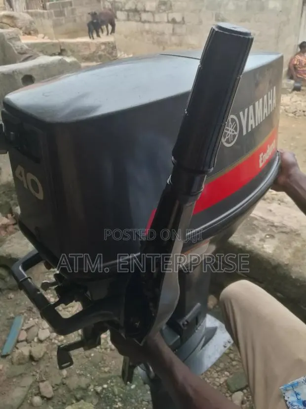 Yamaha Outboard Motor · Photo 2