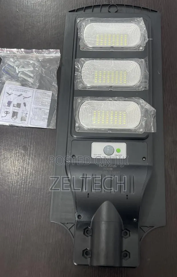 Nazara Solar Street Light 500Watt · Photo 1