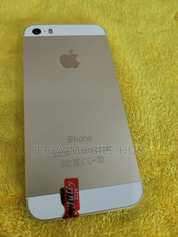 Apple iPhone 5s 16 GB · Photo 1