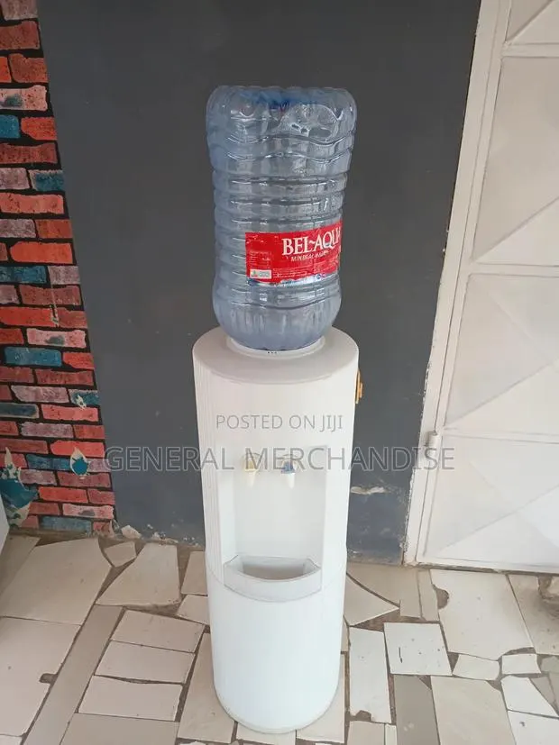 Uk Oasis Water Dispenser · Photo 1