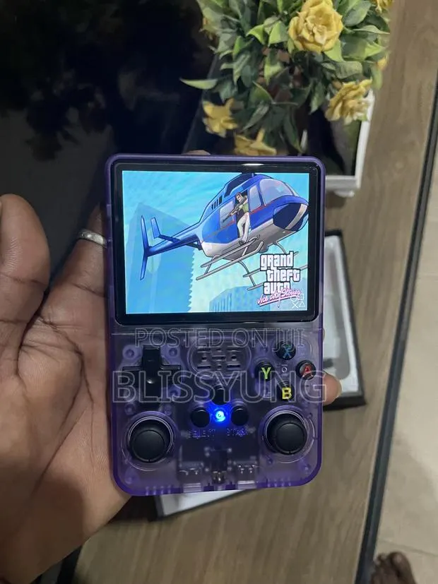 All in Portable Gaming Console · Photo 1