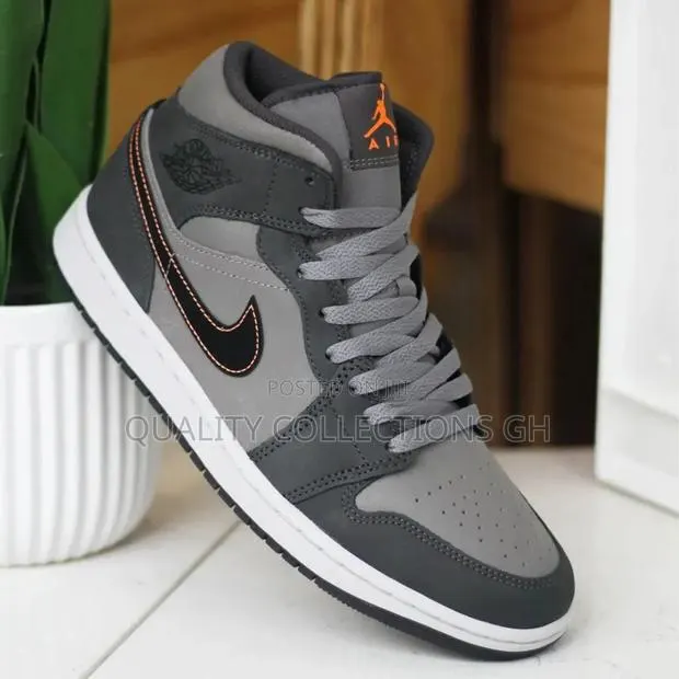 Air Jordan 1 Night Stadium · Photo 1