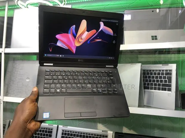 Laptop Dell Latitude 12 7280 8GB Intel Core i5 SSD 256GB · Photo 1