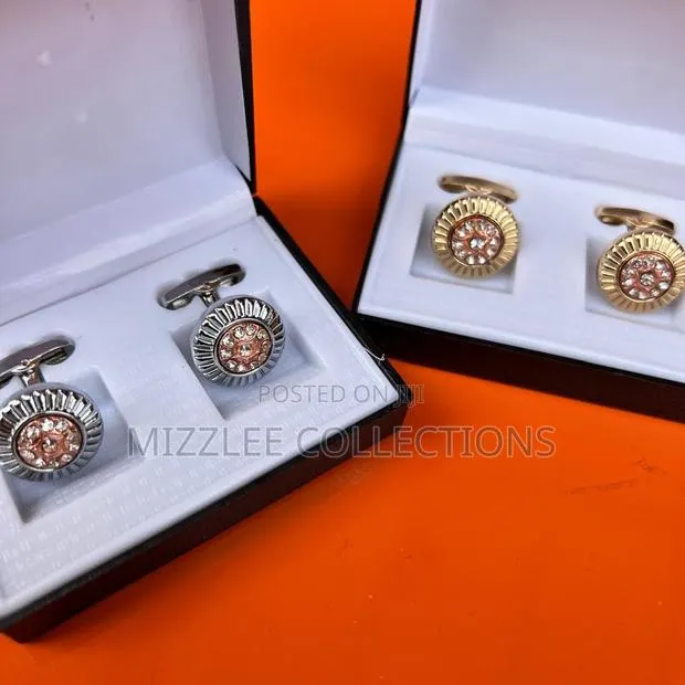 Cufflinks for Men Shirt · Photo 1