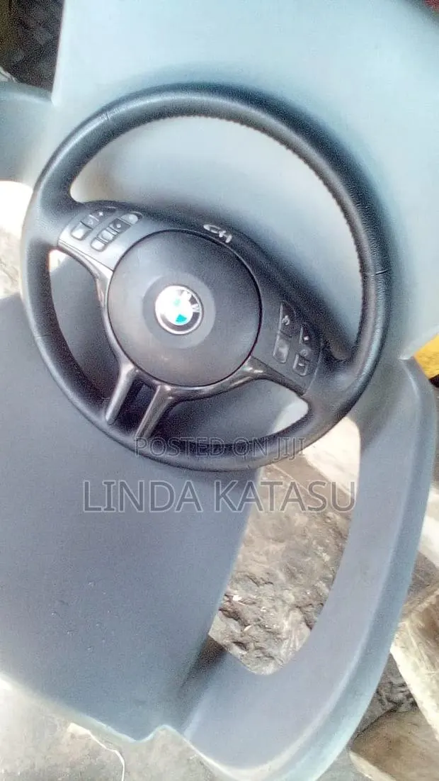BMW Steering Wheel E46 · Photo 1