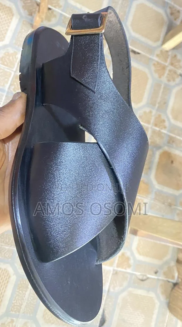 Executive Sandals · Photo 1