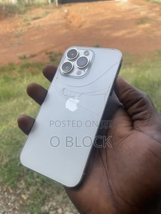 Apple iPhone 13 Pro 128 GB White · Photo 1