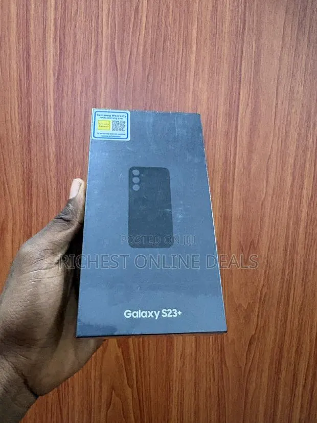 New Samsung Galaxy S23+ 256 GB Black · Photo 2