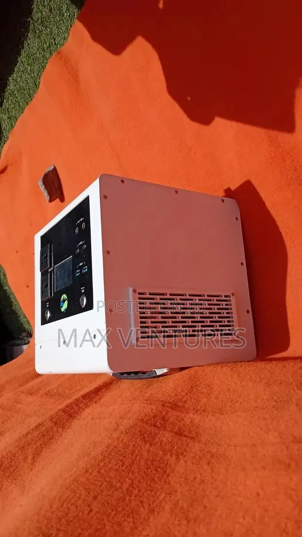Power Station Inverter EARTH 1000W Portable Power Station Inverter · Photo 1