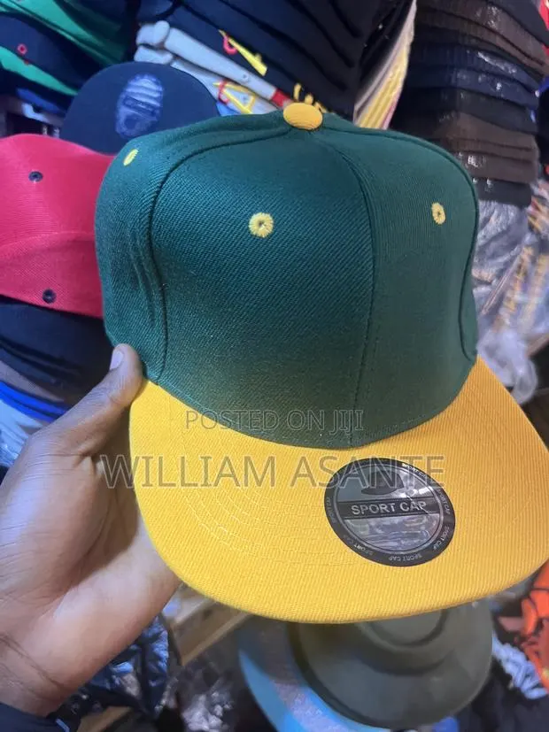 Plain Snapback Caps · Photo 1