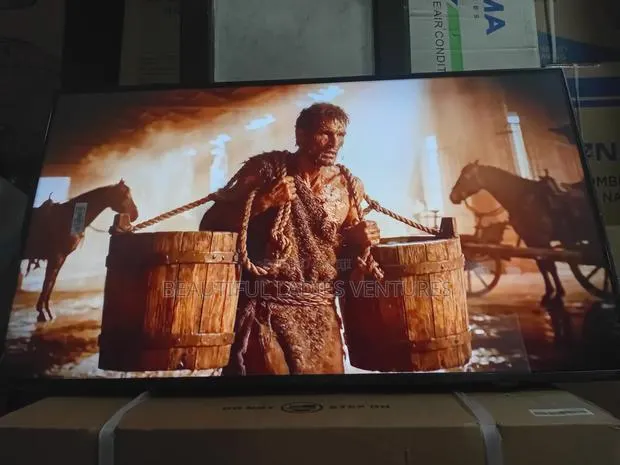 Samsung 43-Inch Smart Television – Perfect for Any Space · Photo 1