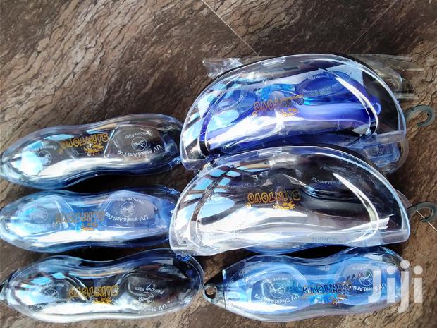 Swimming Goggles · Photo 1