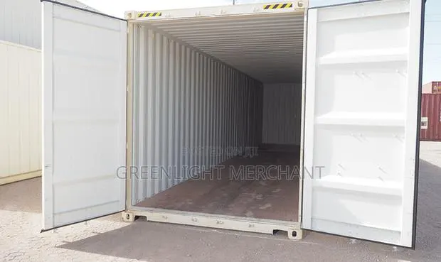 Foreign Containers · Photo 2
