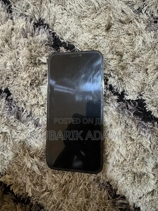 Apple iPhone 12 Pro 128 GB Black · Photo 1
