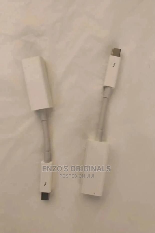 Thunderbolt to RJ45 Adapter. Apple Network Ethernet Adapter · Photo 1