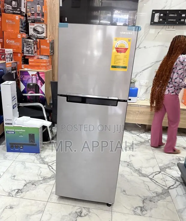 Fast Cooling Samsung Rt 28 Top Mount Freezer Fridge(Gray)280liters. · Photo 1